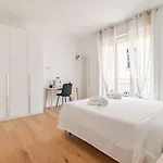 公寓 Centro Luxury A Pochi Passi Dal 科莫